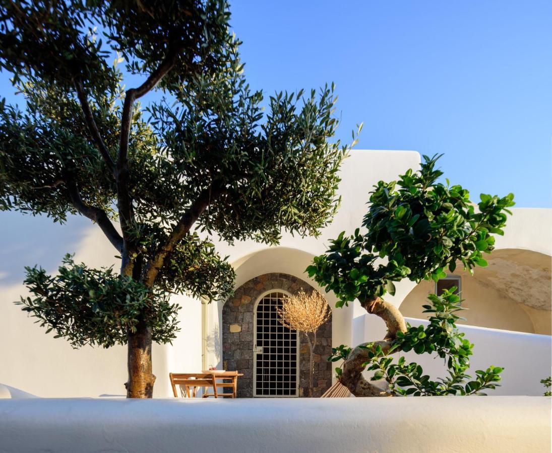 Oia Treasures Art Suites Exterior foto